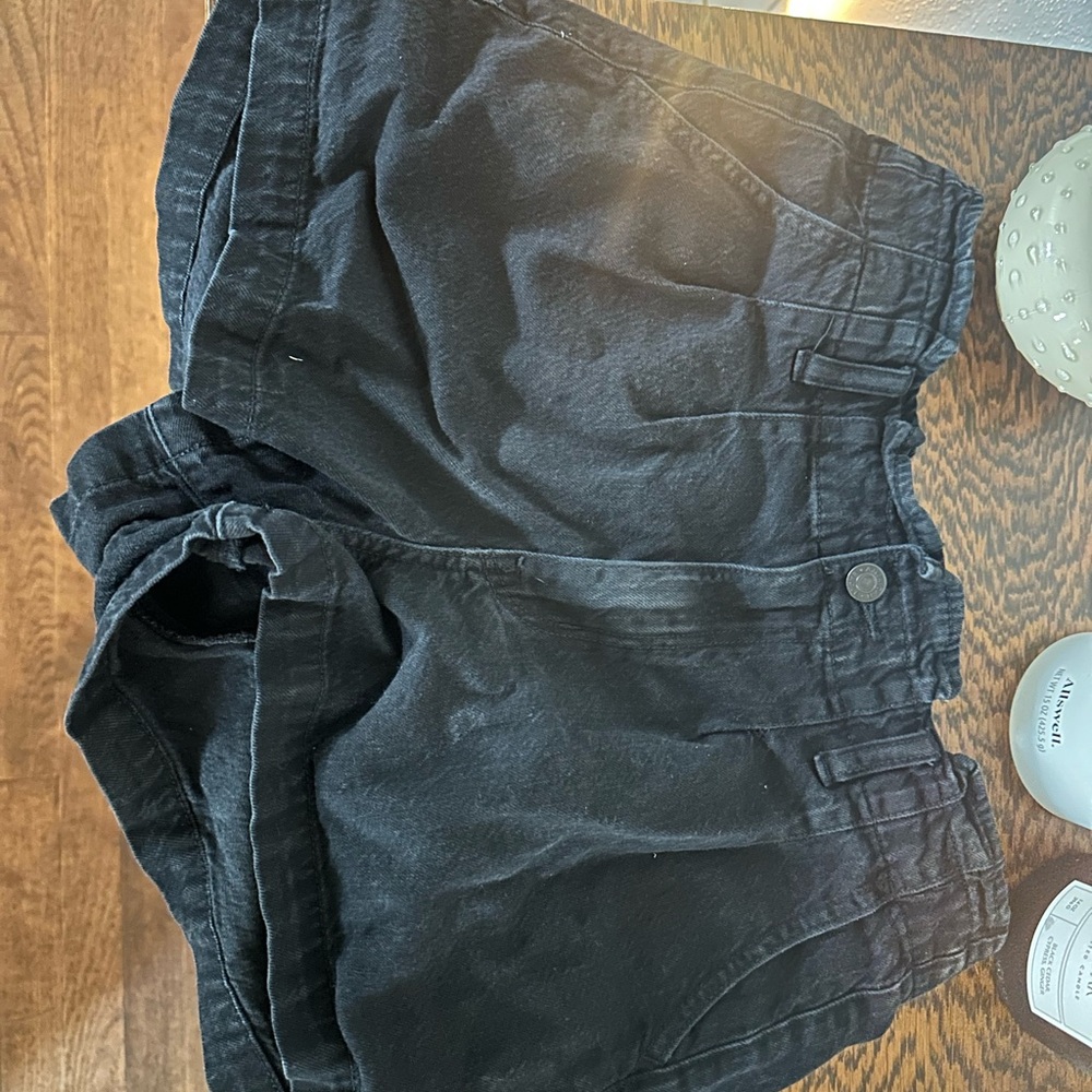 American Eagle Outfitters High-Waist Black Women's Shorts